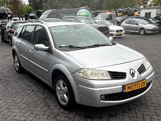 Renault Mégane 2.0 16V Combi/o 4Dr Benzine 1.998cc 99kW (135pk) FWD picture 7