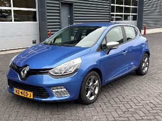 krockskadad bil auto Renault Clio 0.9 Energy TCE GT LINE 90 12V Hatchback 4Dr Benzine 898cc 66kW (90pk) FWD 2016/1