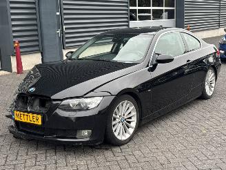 Unfallwagen BMW 3-serie 325i 24V Coupe 2Dr Benzine 2.497cc 160kW (218pk) RWD 2007/4