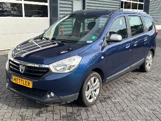 Voiture accidenté Dacia Lodgy 1.2 TCE 16V MPV  Benzine 1.198cc 85kW (116pk) FWD 7 persoons 2016/2