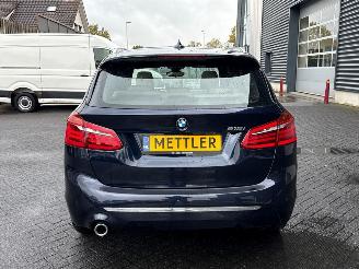 BMW 2-serie 218i 1.5 TwinPower Turbo 12V MPV  Benzine 1.499cc 103kW (140pk) FWD picture 4