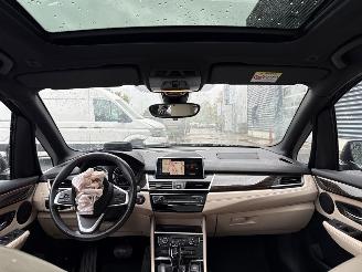 BMW 2-serie 218i 1.5 TwinPower Turbo 12V MPV  Benzine 1.499cc 103kW (140pk) FWD picture 11