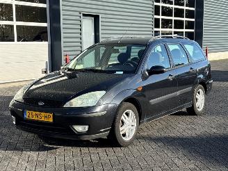 krockskadad bil auto Ford Focus 1.6 16V Combi/o  Benzine 1.596cc 74kW (101pk) FWD 2004/1