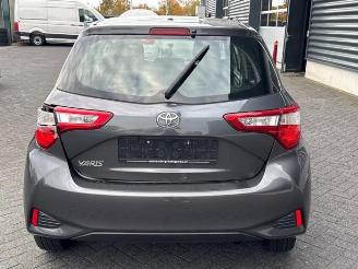 Toyota Yaris Yaris III (P13), Hatchback, 2010 / 2020 1.5 16V Dual VVT-iE picture 4
