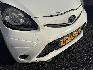 Toyota Aygo 1.0 12V VVT-i Hatchback  Benzine 998cc 50kW (68pk) FWD picture 22