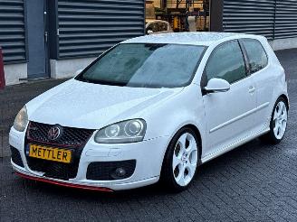 krockskadad bil auto Volkswagen Golf 2.0 GTI 16V FSI Turbo Hatchback  Benzine 1.984cc 147kW (200pk) FWD 2008/1