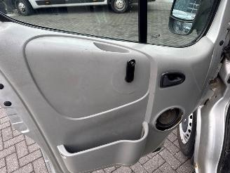 Renault Trafic 1.9 dCi 100 16V Bestel  Diesel 1.870cc 74kW (101pk) FWD picture 23