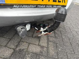 Opel Agila 1.2 16V MPV  Benzine 1.242cc 69kW (94pk) FWD picture 20