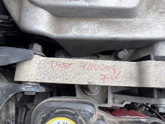 Volvo V-70 2.4 D 20V Combi/o  Diesel 2.401cc 120kW (163pk) FWD picture 25