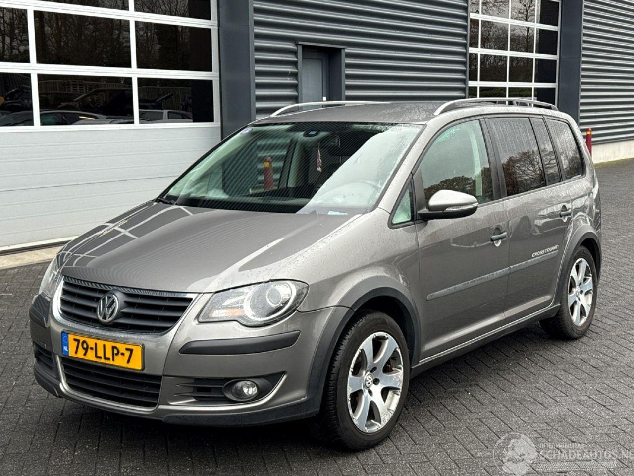 Volkswagen Touran 1.4 16V TSI 140 MPV  Benzine 1.390cc 103kW (140pk) FWD