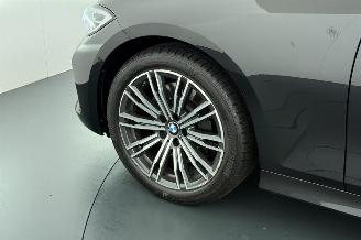 BMW 3-serie 330i 2.0 TwinPower Turbo 16V Sedan 4Dr Benzine 1.998cc 190kW (258pk) RWD 2018-11 (5R10; 5R11; 5R12; 5R13; 5R18) B48B20B; B46B20B picture 11