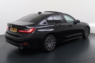 BMW 3-serie 330i 2.0 TwinPower Turbo 16V Sedan 4Dr Benzine 1.998cc 190kW (258pk) RWD 2018-11 (5R10; 5R11; 5R12; 5R13; 5R18) B48B20B; B46B20B picture 4