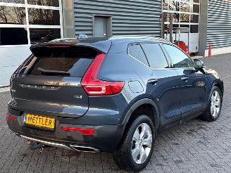 Volvo XC40 2.0 T4 Geartronic 16V SUV  Benzine 1.969cc 140kW (190pk) picture 3