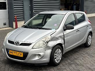 Schadeauto Hyundai I-20 1.2i 16V Hatchback  Benzine 1.248cc 57kW (77pk) FWD 2012/2
