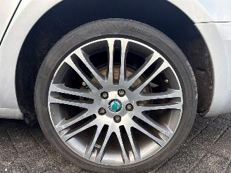 Skoda Superb 1.6 TDI Combi/o  Diesel 1.598cc 77kW (105pk) FWD picture 22