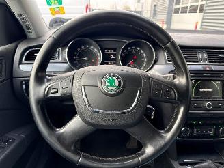 Skoda Superb 1.6 TDI Combi/o  Diesel 1.598cc 77kW (105pk) FWD picture 13