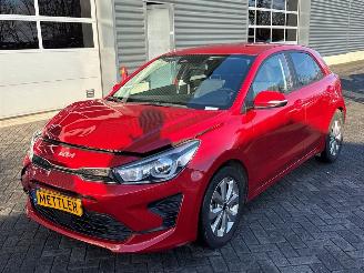 Coche accidentado Kia Rio 1.0i T-GDi 100 12V Hatchback  Benzine 998cc 74kW (101pk) FWD 2022/11