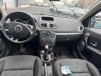 Renault Clio Clio III (BR/CR), Hatchback, 2005 / 2014 1.2 16V 75 picture 14
