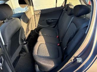 Hyundai I-20 1.2i 16V Hatchback  Benzine 1.248cc 57kW (77pk) FWD picture 9