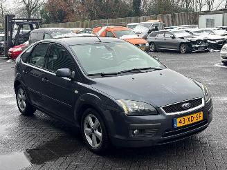 Ford Focus 1.6 16V Hatchback  Benzine 1.596cc 74kW (101pk) FWD picture 7
