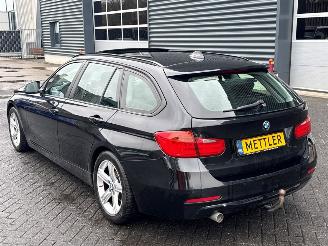 BMW 3-serie 320d 2.0 16V Combi/o  Diesel 1.995cc 135kW (184pk) RWD picture 3