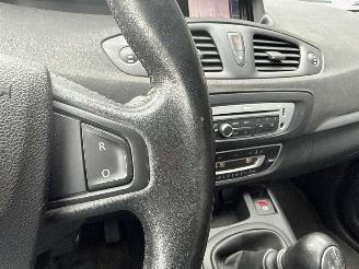 Renault Grand-scenic 1.2 16V TCe 130 MPV  Benzine 1.197cc 97kW (132pk) FWD picture 21