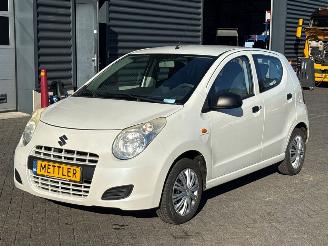 Voiture accidenté Suzuki Alto 1.0 12V Hatchback 4Dr Benzine 996cc 50kW (68pk) FWD 2010/3