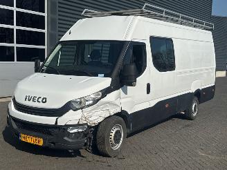 Iveco New daily L4H2 5 persoons Diesel 2.998cc 132kW (179pk) RWD 2016/12