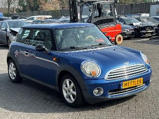 Mini One 1.4 16V Hatchback  Benzine 1.397cc 70kW (95pk) FWD picture 7