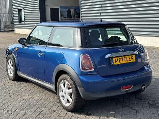 Mini One 1.4 16V Hatchback  Benzine 1.397cc 70kW (95pk) FWD picture 3