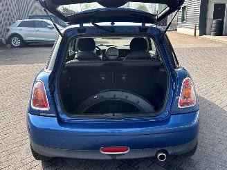 Mini One 1.4 16V Hatchback  Benzine 1.397cc 70kW (95pk) FWD picture 9