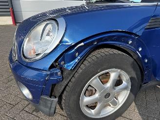 Mini One 1.4 16V Hatchback  Benzine 1.397cc 70kW (95pk) FWD picture 23