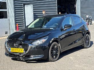Vaurioauto  passenger cars Mazda 2 1.5 SkyActiv-G 90 M Hybrid Hatchback  Elektrisch Benzine 1.496cc 66kW (90pk) FWD 2021/1