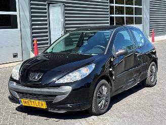 Auto incidentate Peugeot 206+ 1.1 Hatchback  Benzine 1.124cc 44kW (60pk) FWD 2011/3