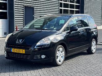 Schadeauto Peugeot 5008 7 Persoons 1.6 THP 16V MPV  Benzine 1.598cc 115kW (156pk) FWD 2012/9
