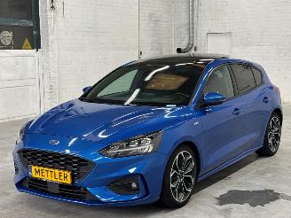 krockskadad bil auto Ford Focus 1.5 EcoBlue 120 Hatchback  Diesel 1.499cc 88kW (120pk) FWD 2018/10