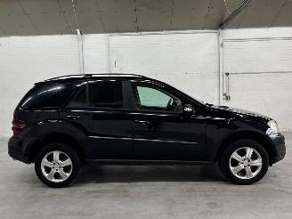 Mercedes ML 3.0 ML-280 CDI 4-Matic V6 24V SUV picture 6