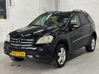 Voiture accidenté Mercedes ML 3.0 ML-280 CDI 4-Matic V6 24V SUV 2006/4