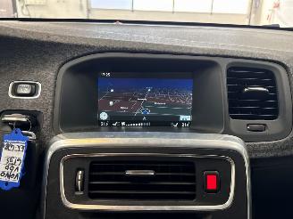Volvo V-60 2.4 D6 20V Plug-in Hybrid AWD Combi/o  Elektrisch Diesel 2.401cc 210kW (286pk) 4x4 2012-06/2015-12 (GWAA) D82PHEV picture 21