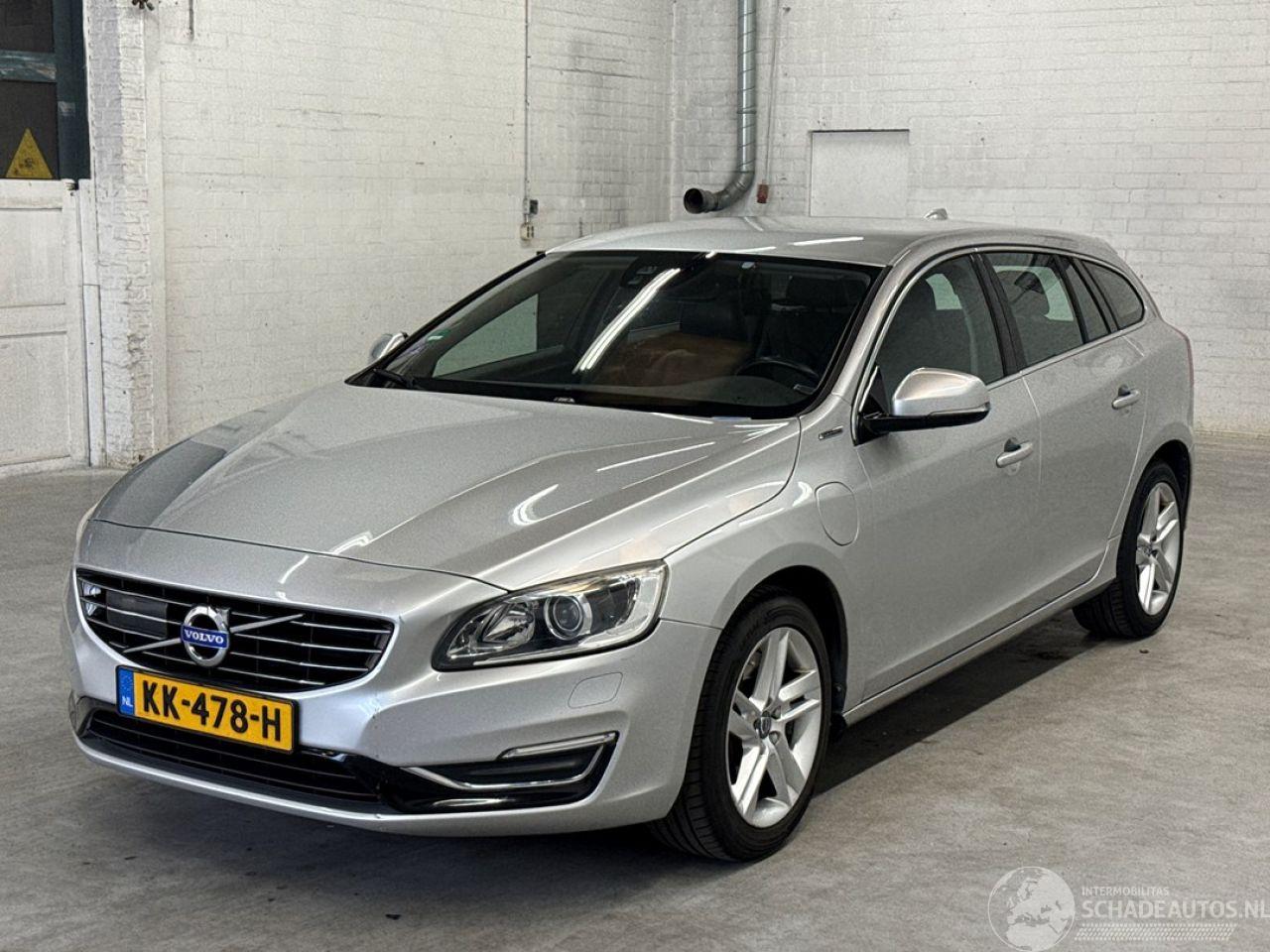 Volvo V-60 2.4 D6 20V Plug-in Hybrid AWD Combi/o Elektrisch Diesel 2.401cc 210kW (286pk) 4x4 2012-06/2015-12 (GWAA) D82PHEV