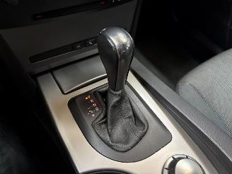 BMW 5-serie 523i 24V Combi/o  Benzine 2.497cc 130kW (177pk) RWD picture 16