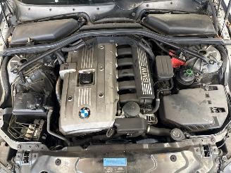 BMW 5-serie 523i 24V Combi/o  Benzine 2.497cc 130kW (177pk) RWD picture 22