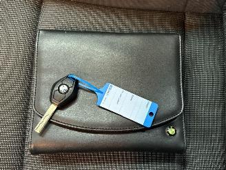 BMW 5-serie 523i 24V Combi/o  Benzine 2.497cc 130kW (177pk) RWD picture 23