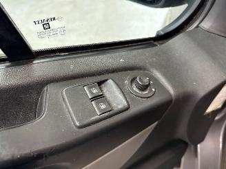 Renault Trafic 1.6 dCi 120 Twin Turbo picture 19