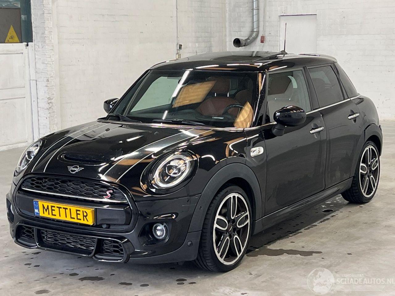 Mini Cooper S Hammersmith 2.0 Cooper S Hatchback 4Dr Benzine 1.998cc 141kW (192pk) FWD