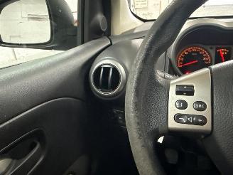Nissan Note 1.4 16V MPV  Benzine 1.386cc 65kW (88pk) FWD picture 14