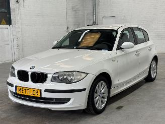 skadebil auto BMW 1-serie 116i 1.6 16V Hatchback 4Dr Benzine 1.597cc 90kW (122pk) RWD 2008/12