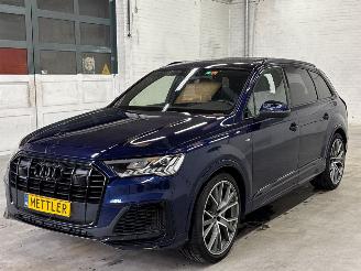 Unfallwagen Audi Q7 3.0 V6 24V 55 TFSI e SUV  Benzine 2.995cc 280kW (381pk) 4x4 2021/2