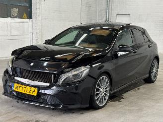 Damaged car Mercedes A-klasse 2.2 A-220 d 16V Hatchback  Diesel 2.143cc 130kW (177pk) FWD 2016/12