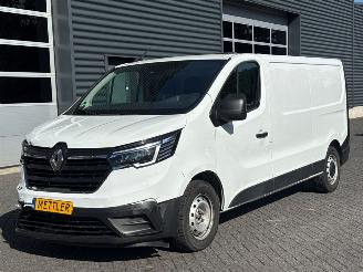 damaged commercial vehicles Renault Trafic 2.0 dCi 16V 130 Bestel  Diesel 1.995cc 96kW (131pk) FWD 2023/6